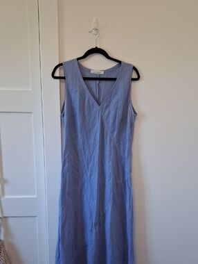 cut loose V-Neck Sleeveless Maxi Dress in Light Blue